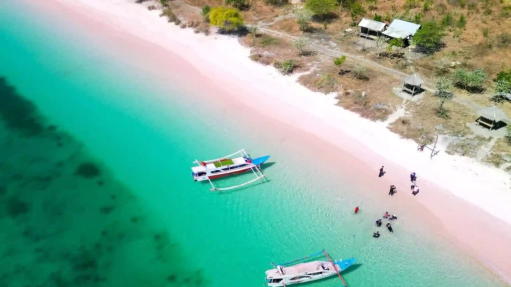 Pantai Pink Lombok